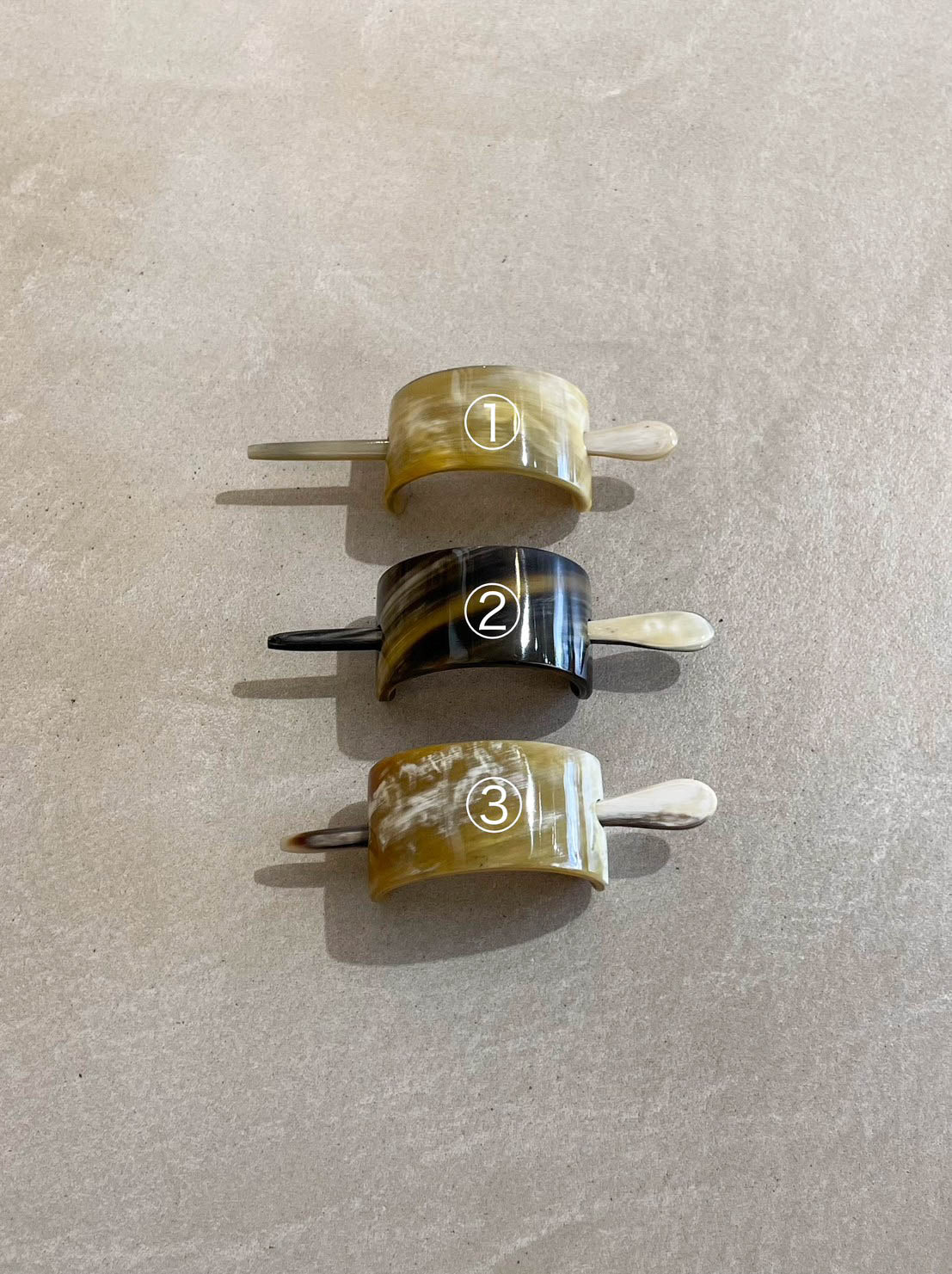 KOSTKAMM Hair Clip with Stick 水牛