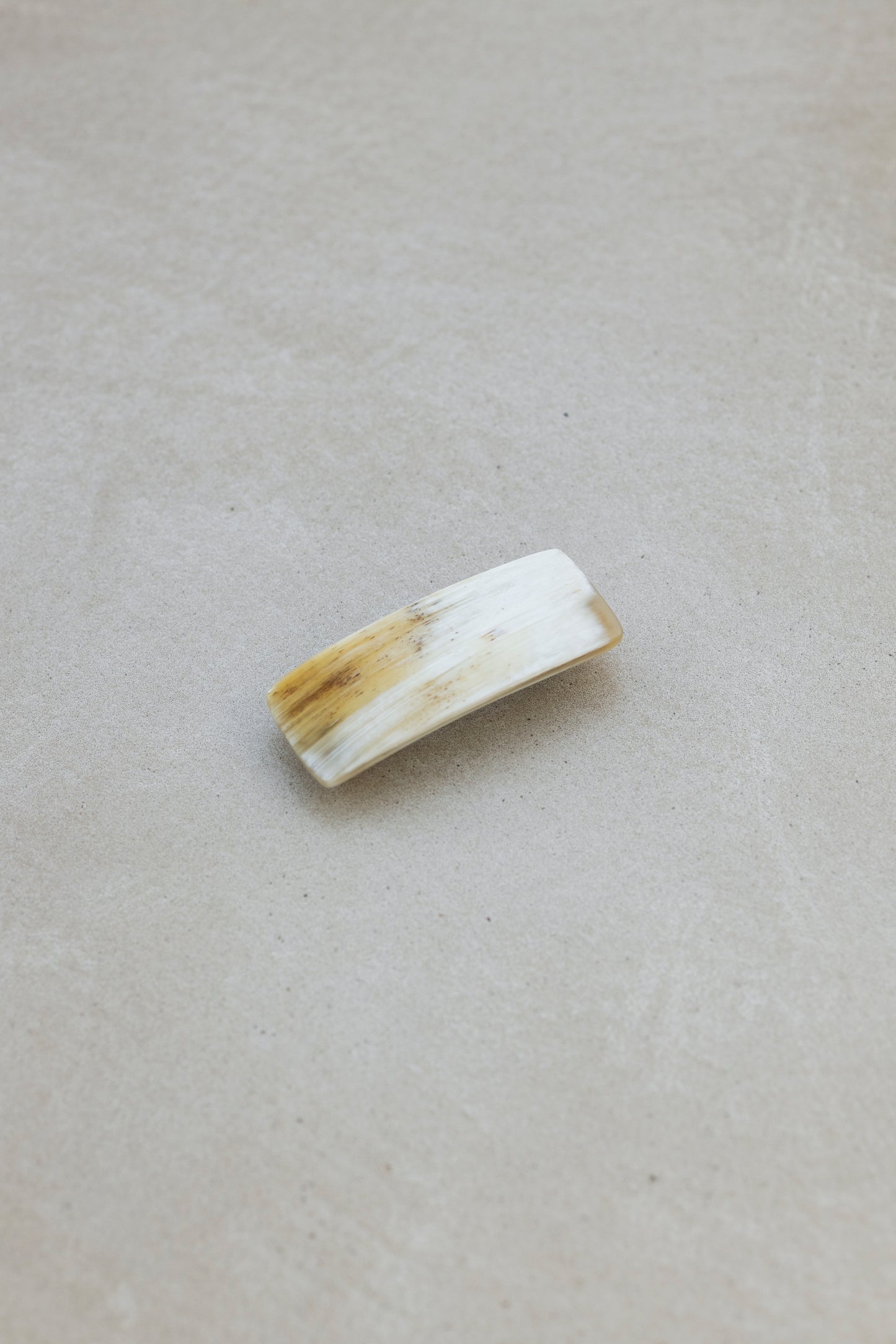 KOSTKAMM バレッタ Hairclip 水牛 6cm