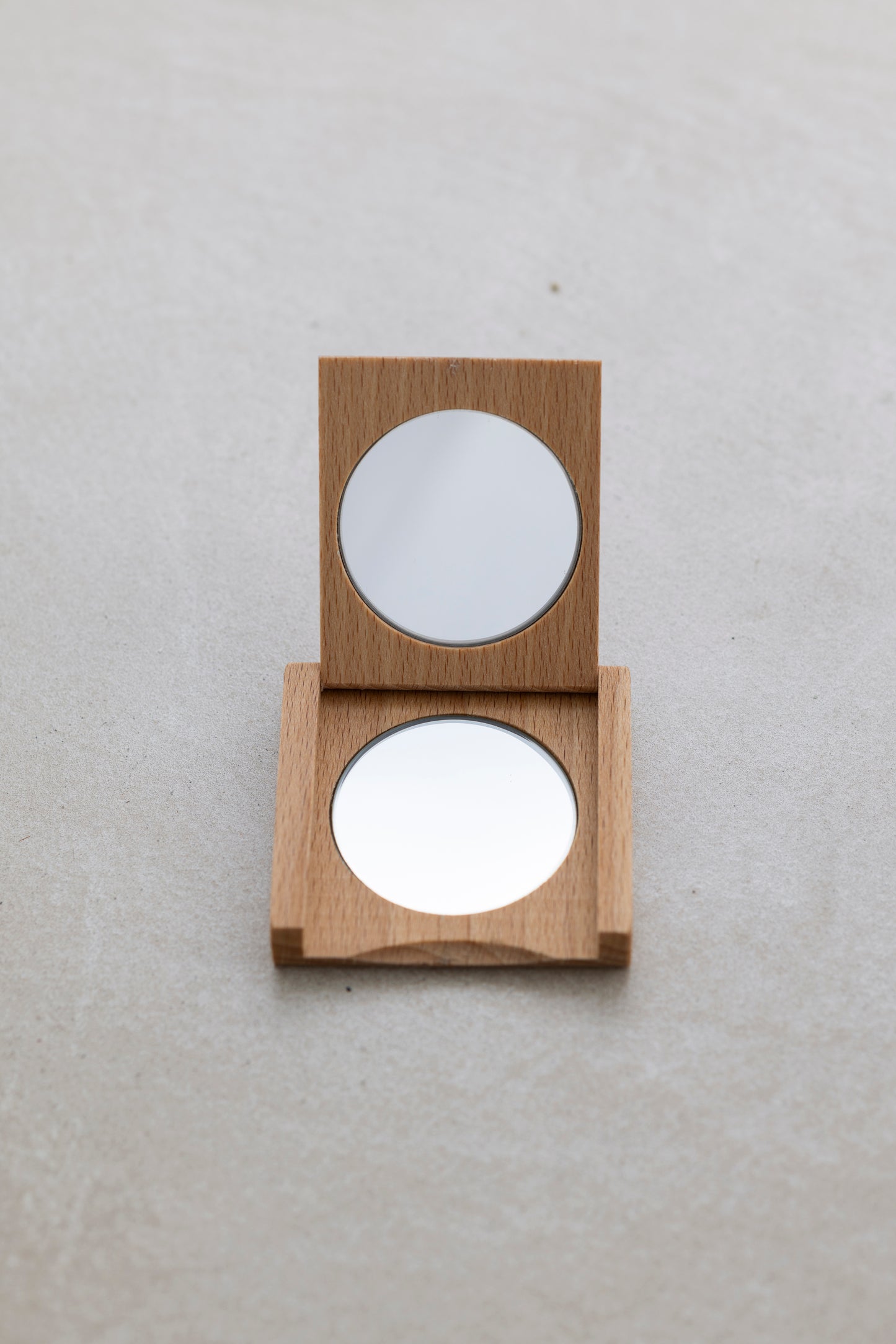 KOSTKAMM Pocket Folding Mirror