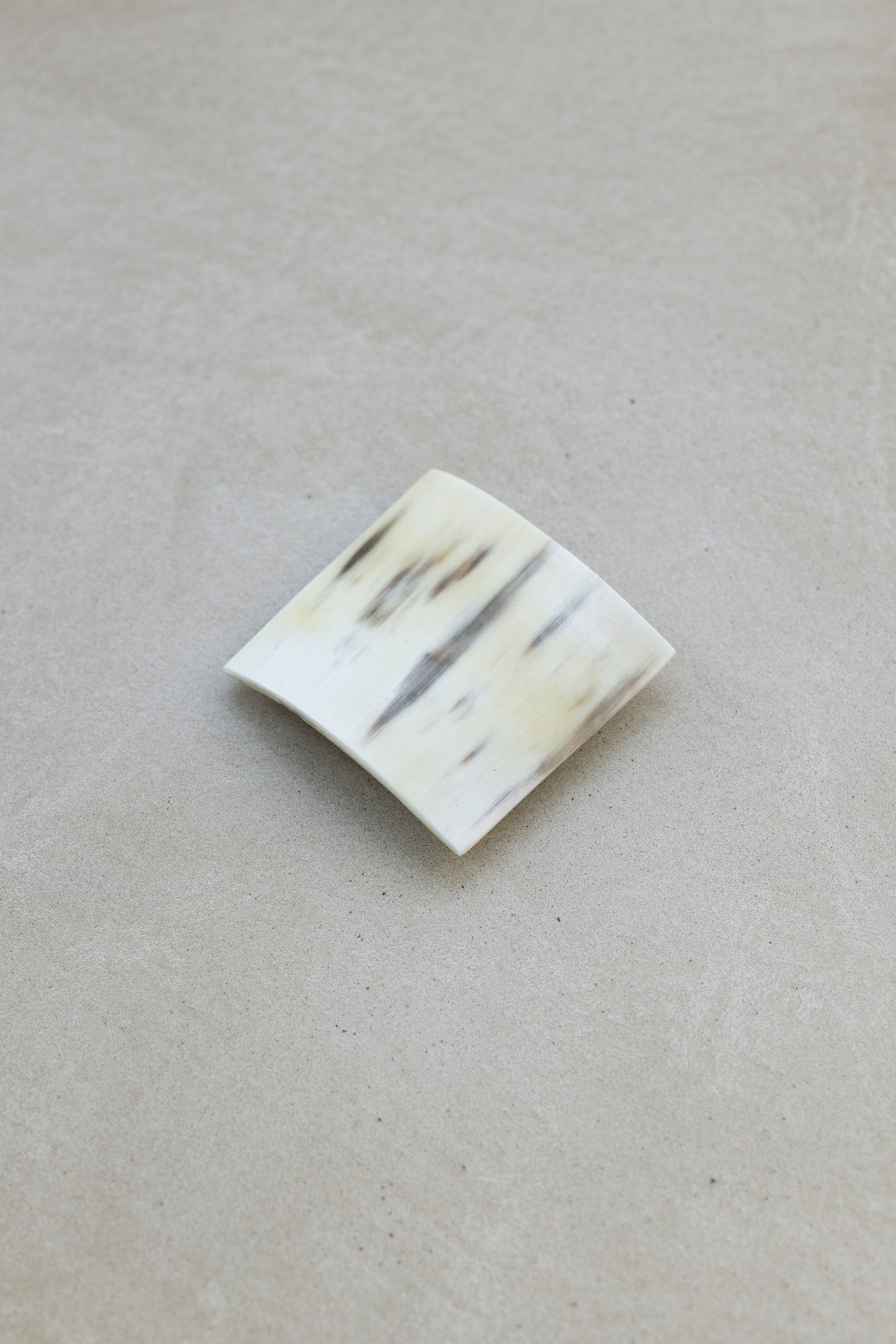 KOSTKAMM Hairclip 水牛 6cm / Square