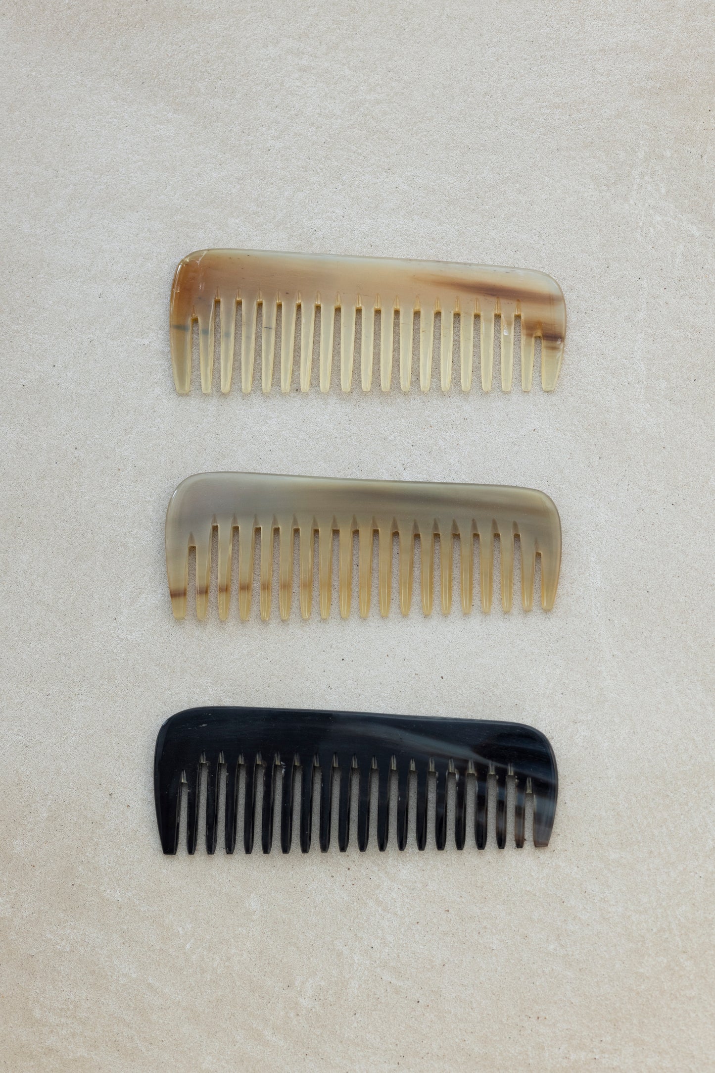 KOSTKAMM Hairdressing comb 水牛