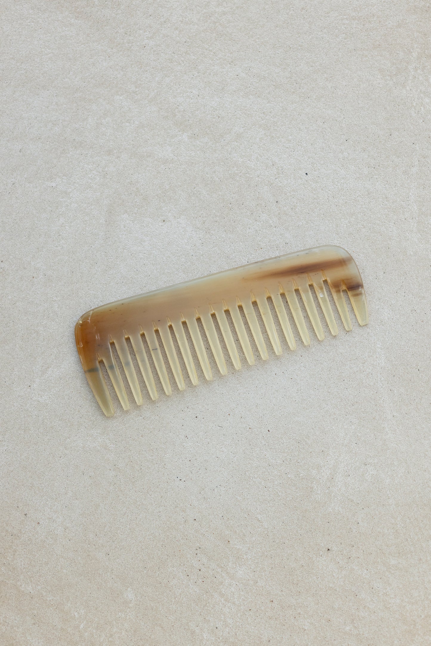 KOSTKAMM Hairdressing comb 水牛