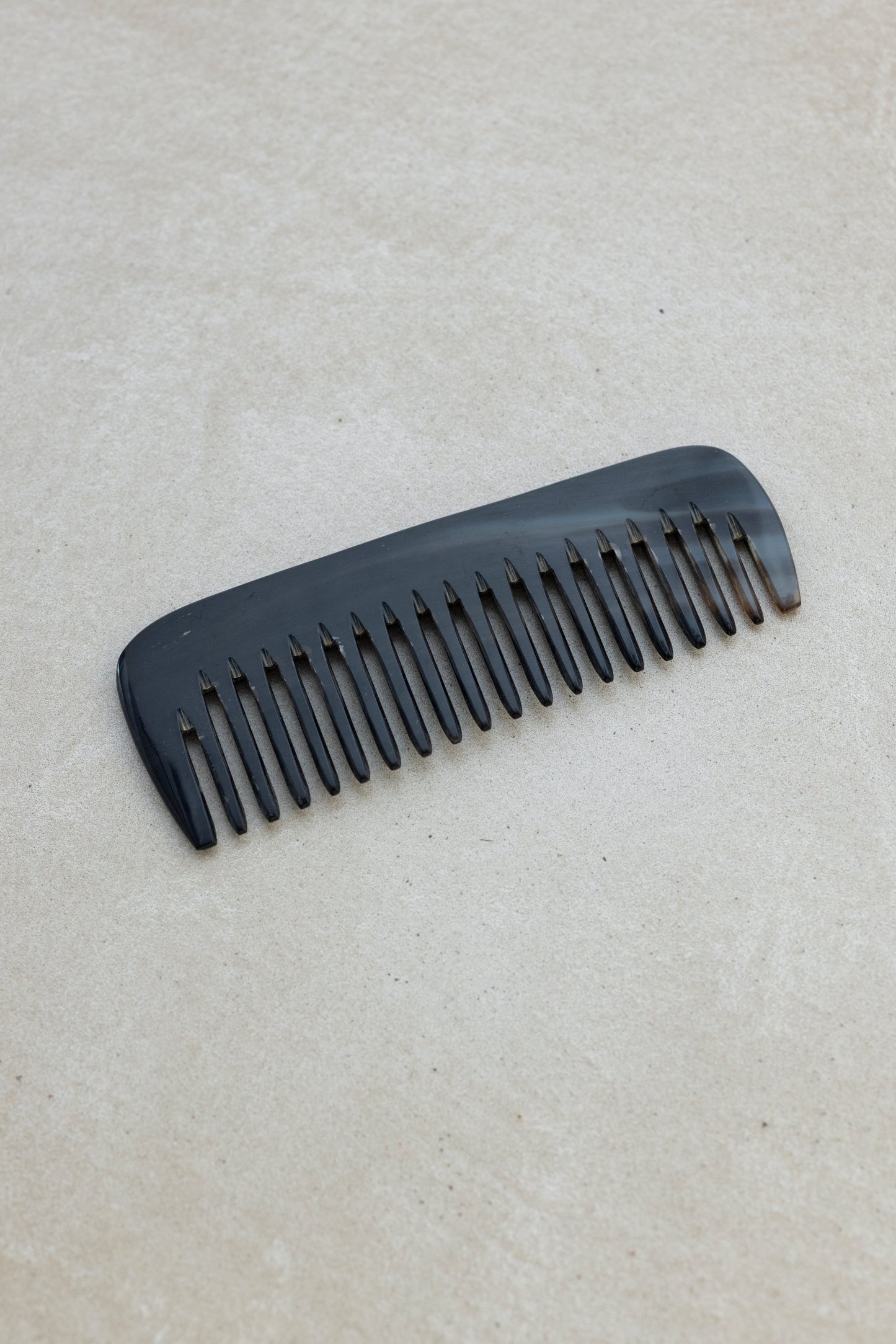 KOSTKAMM Hairdressing comb 水牛